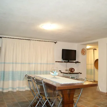 Casa Vacanza Tanaunella Budoni Exterior photo